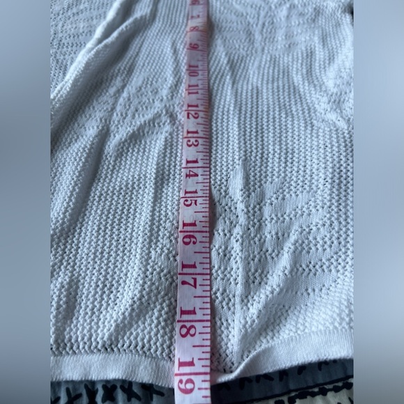 Belle White Knit Open Leaf Fern Pattern Cardigan Granny Sweater Cottagecore XL - Picture 10 of 10